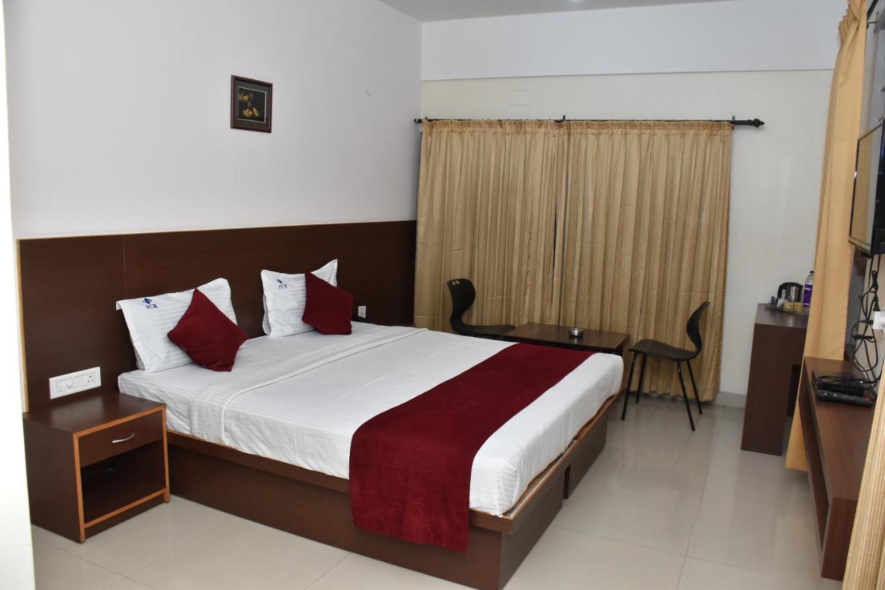 Hotel Pc Residency Майсуру Екстер'єр фото